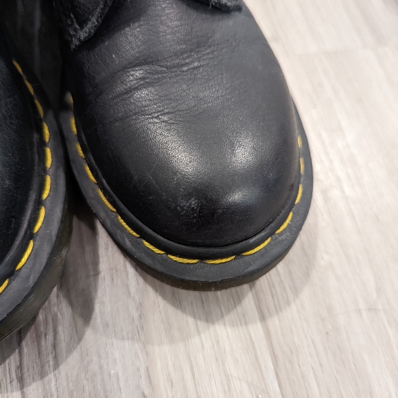 Dr. Marten's 1460 Pascal Virginia leather boots size 6 - Picture 4 of 10
